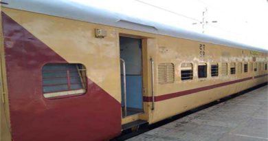 New Delhi Railway Station 28 People Cheated Of Crores Of Rupees In The Name Of Job